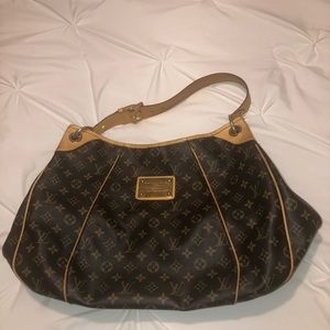 Louis Vuitton Monogram Galliera PM Bag